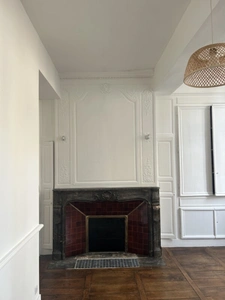 BEAUTIFULLY RENOVATED 27M2 STUDIO APARTMENT IN THE HEART OF RENNES CITY CENTRE