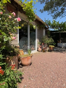 Maison de caractère 5 pièces à Saint-Urbain(85) et sa spacieuse dépendance