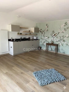 Maison de caractère 5 pièces à Saint-Urbain(85) et sa spacieuse dépendance