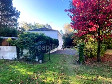 Maison à vendre 120 m2 6 pièces + ses deux appartements 40 et 30 m2 en RDC - SAINT URBAIN (85)