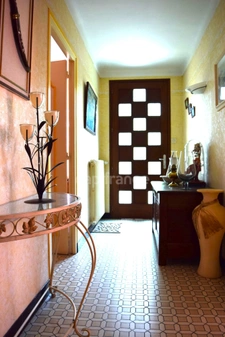 House for sale 10 rooms including two apartments - SAINT URBAIN (85)