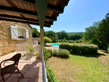SOUS COMPROMIS - Superbe Propriété de Caractère avec Parc de 3 Hectares axe Uzès-Bagnols sur Cèze.