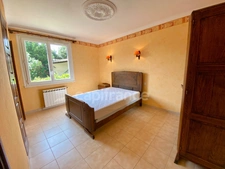 Gard (30) department, for sale near Uzès (10 minutes), 4-room house, large landscaped plot of 1620m2, suitable for a swimming pool