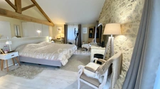 Dpt Gard (30), à vendre Propriété comprenant Mas d'habitation, activités gîtes.