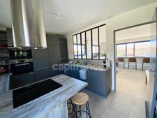 Dpt Gard (30), for sale near UZES, 5-room house of 123 m², swimming pool, solar panels, gîte.  