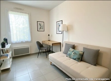 Dpt Gard (30), Sous compromis : Cavillargues, Sénoriales, maison P3 de 62 m², terrasse, terrain d'environ 45m2, place de parking, copropriété, piscine.
