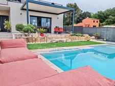 Dpt Gard (30), for sale near UZES, 5-room house of 123 m², swimming pool, solar panels, gîte.  