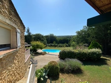 SOUS COMPROMIS - Superbe Propriété de Caractère avec Parc de 3 Hectares axe Uzès-Bagnols sur Cèze.