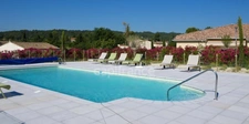 Dpt Gard (30), Sous compromis : Cavillargues, Sénoriales, maison P3 de 62 m², terrasse, terrain d'environ 45m2, place de parking, copropriété, piscine.