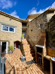 Gard (30) department, for sale 10 minutes from Uzès, charming old character house, 4 bedrooms, 65m2, with courtyard