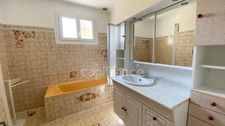 Gard (30) department, for sale near Uzès (10 minutes), 4-room house, large landscaped plot of 1620m2, suitable for a swimming pool