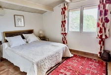 SOUS COMPROMIS - Superbe Propriété de Caractère avec Parc de 3 Hectares axe Uzès-Bagnols sur Cèze.