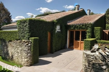 Dpt Gard (30), Sous compromis, proche d'UZES à 8km, maison P6 de 132m2, beau terrain de 600m2, calme.