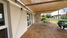 Gard department (30), for sale: 3-room house of 91 m², terrace, land of approximately 65m², garage, parking space, co-ownership, swimming pool.