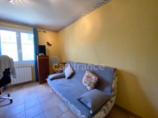 A 5 mn d'UZES (30) Maison de plain-pied 125 m2 avec vue panoramique