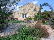 Dpt Gard (30), à vendre Propriété comprenant Mas d'habitation, activités gîtes.