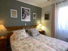 Uzès 4km, maison de plain-pied 130 m² sur terrain clos de 1 350 m², calme, piscine, garage.