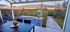 Dpt Gard (30), à vendre maison P3 de 91 m², terrasse, terrain d'environ 65m2, garage, place de parking, copropriété, piscine.