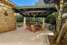 SOUS COMPROMIS - Superbe Propriété de Caractère avec Parc de 3 Hectares axe Uzès-Bagnols sur Cèze.
