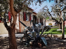 Dpt Gard (30), à vendre proche d'Uzès 4km – Villa de 164 m² avec piscine, dépendances, 5 chambres.