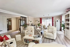 Maison à vendre Villa T6 de Plain-pied avec Piscine et grand terrain à 10mn d'Uzès