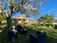 Dpt Gard (30), à vendre 5mn d'UZES, Belle propriété RP, chambres d'hôtes et gîte, piscine, parc 5 000 m2