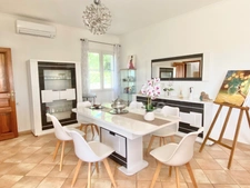 A 5 mn d'UZES (30) Maison de plain-pied 125 m2 avec vue panoramique