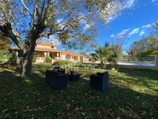 Dpt Gard (30), à vendre 5mn d'UZES, Belle propriété RP, chambres d'hôtes et gîte, piscine, parc 5 000 m2