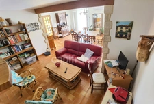 Secteur Uzès, tous commerces, maison familiale de 135 m², 4 chambres, garage, terrain.