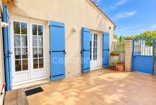 Secteur Uzès, tous commerces, maison familiale de 135 m², 4 chambres, garage, terrain.
