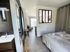 Dpt Gard (30), for sale near UZES, 5-room house of 123 m², swimming pool, solar panels, gîte.  