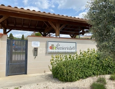 Gard department (30), for sale: 3-room house of 91 m², terrace, land of approximately 65m², garage, parking space, co-ownership, swimming pool.