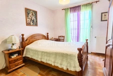 Secteur Uzès, tous commerces, maison familiale de 135 m², 4 chambres, garage, terrain.