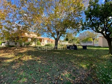 Dpt Gard (30), à vendre 5mn d'UZES, Belle propriété RP, chambres d'hôtes et gîte, piscine, parc 5 000 m2