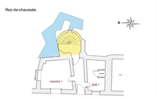UZES, élégante maison de ville en pierre du XVIIIe siècle au cœur d’Uzès, T4 de 108m2.
