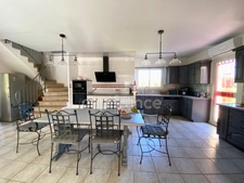 Dpt Gard (30), à vendre 5mn d'UZES, Belle propriété RP, chambres d'hôtes et gîte, piscine, parc 5 000 m2