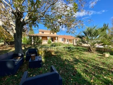 Dpt Gard (30), à vendre 5mn d'UZES, Belle propriété RP, chambres d'hôtes et gîte, piscine, parc 5 000 m2
