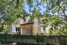 Dpt Gard (30), Sous compromis, proche d'UZES à 8km, maison P6 de 132m2, beau terrain de 600m2, calme.