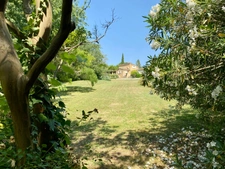 SOUS COMPROMIS - Superbe Propriété de Caractère avec Parc de 3 Hectares axe Uzès-Bagnols sur Cèze.
