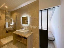 Dpt Gard (30), à vendre 5mn d'UZES, Belle propriété RP, chambres d'hôtes et gîte, piscine, parc 5 000 m2