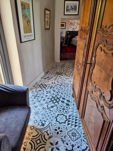 POUZILHAC (30) Maison de village à vendre 9 pièces avec petite piscine, jardin