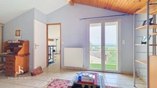 Superbe maison familiale de 1999 et de 213m² + 1 studio de 28 m²