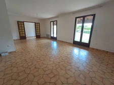 Villa de plain-pied 130m² avec jardin et garage - 11150 Villesiscle