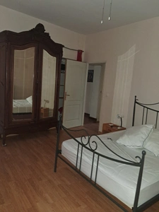 Appartement 80 m² traversant et lumineux – Centre-ville de Castelnaudary