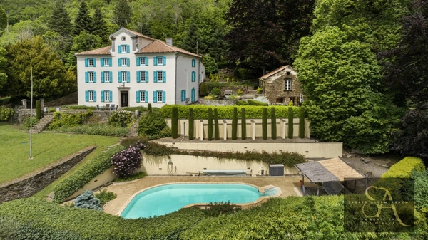 Propriété environ 312m² avec environ 7038m² à 35 minutes de Carcassonne, Dpt Aude (11)