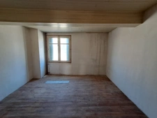 À Vendre : Maison de Ville à Rénover avec Grange et Jardin – Villasavary 