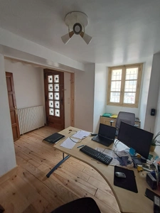Charme, authenticité et 204 m² de potentiel à Pennautier !