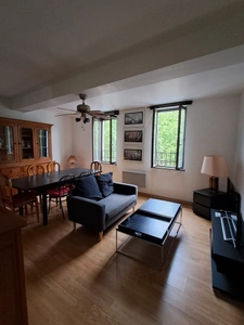 Appartement 80 m² traversant et lumineux – Centre-ville de Castelnaudary