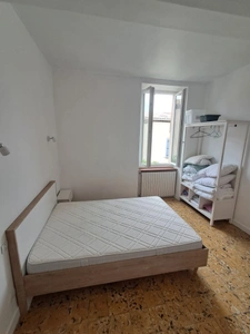 Charme, authenticité et 204 m² de potentiel à Pennautier !