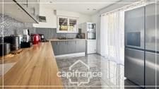 Maison familiale rénovée, 6 pièces, grand garage et extérieur aménagé